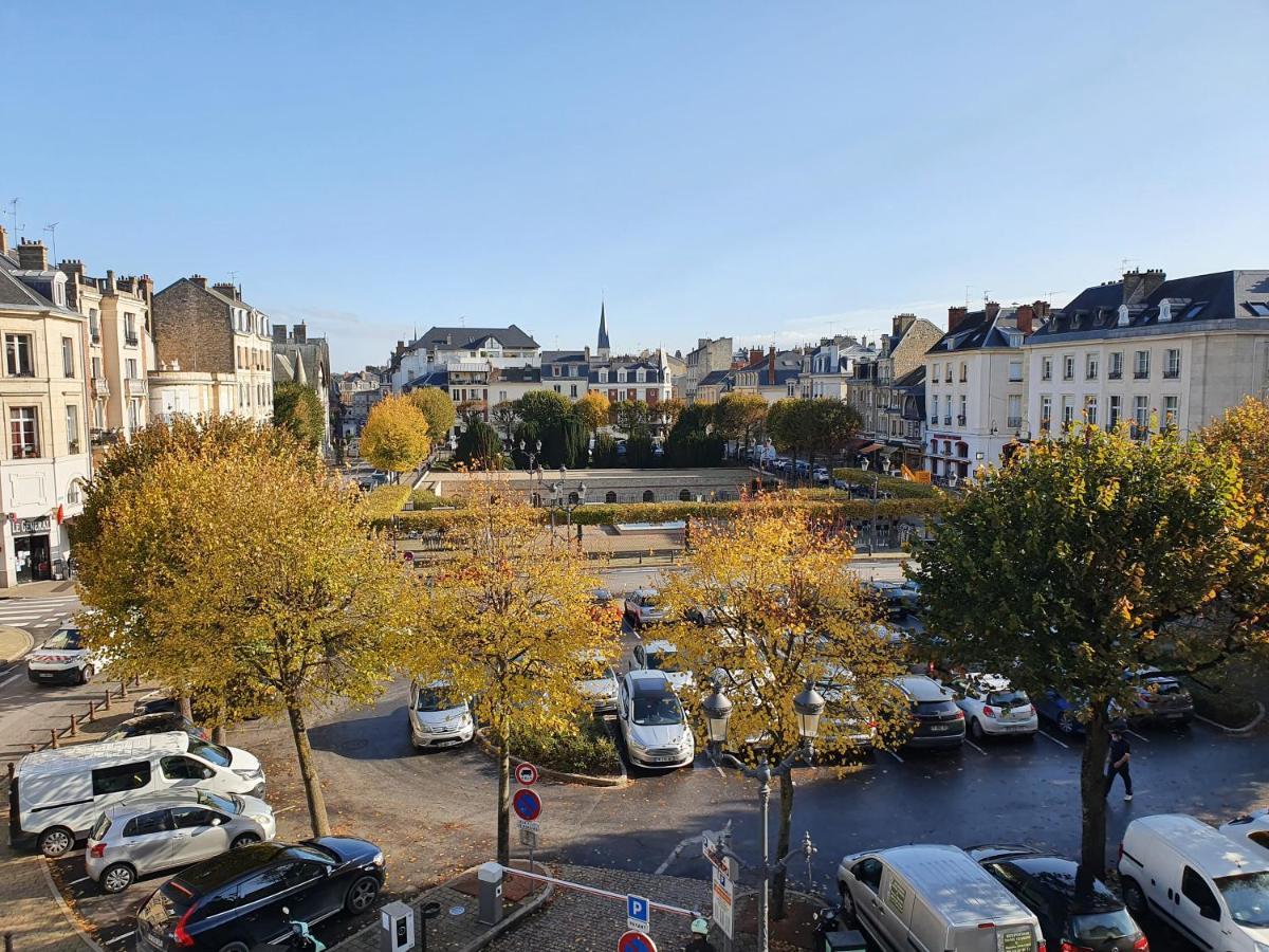 Suite Forum Vue imprenable Reims Exterior foto